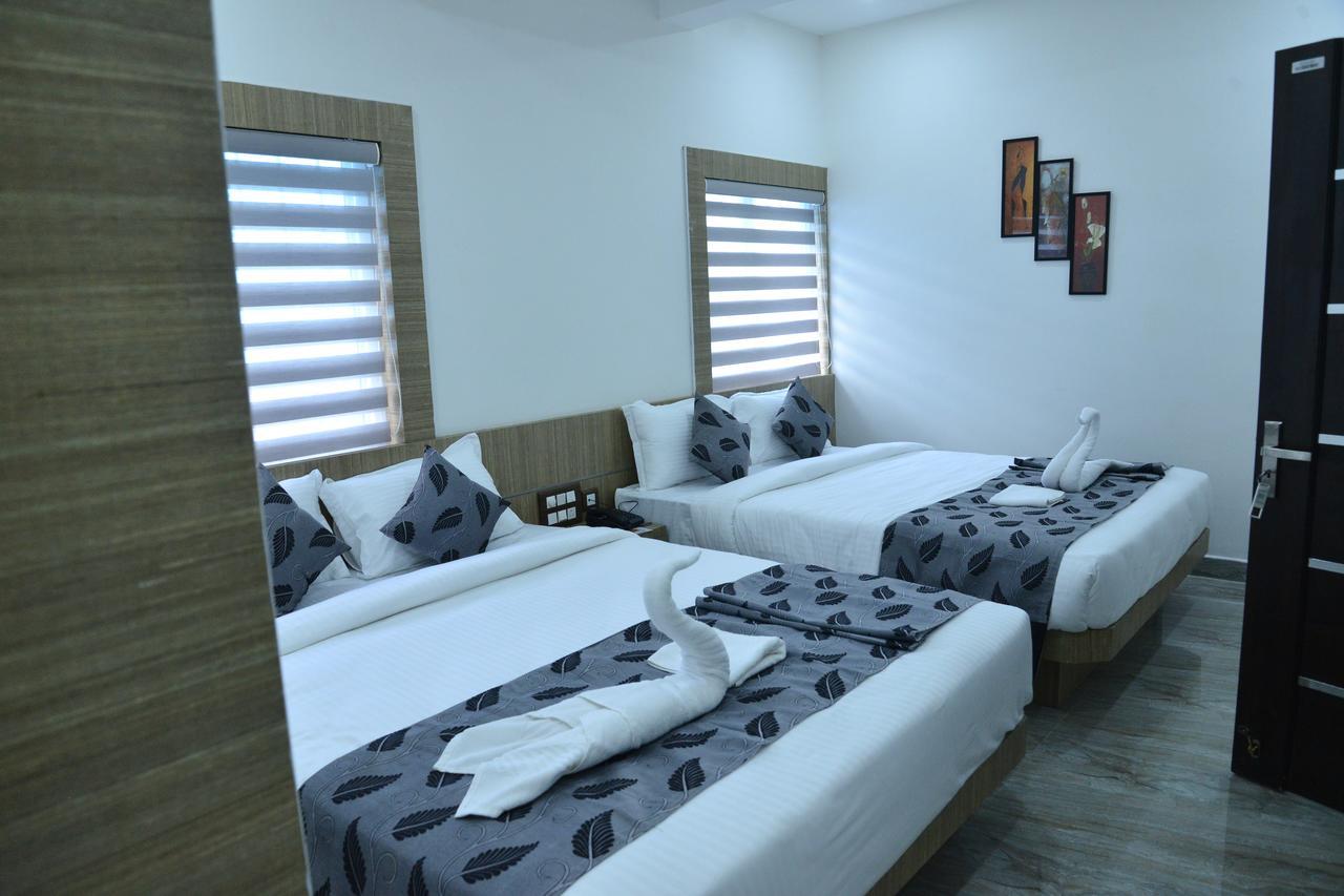 Suroor Tourist Home 维拉杰佩特 外观 照片